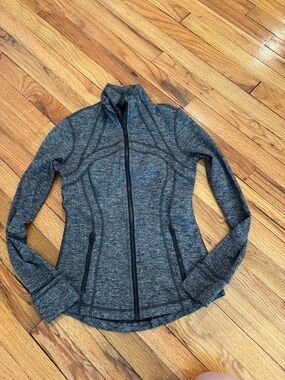 Lululemon Define Jacket SIZE 6 GRAY